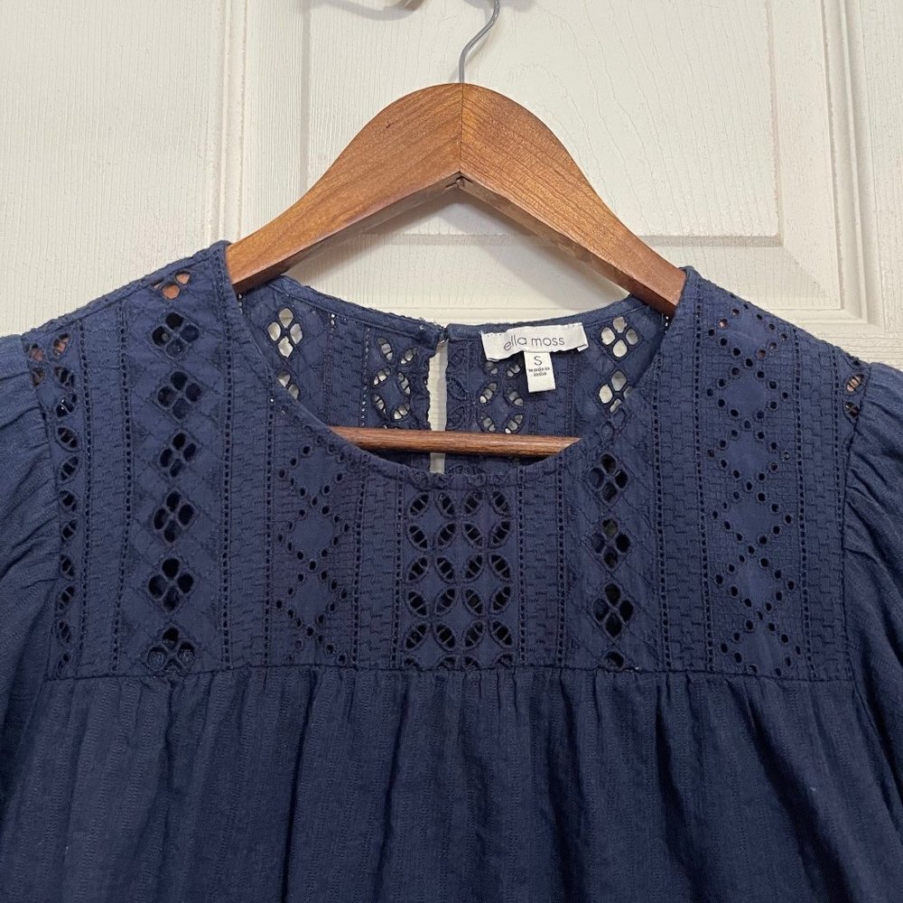 Ella Moss Women's Blue Gauze Eyelet Short Sleeve Bohemian Peasant Blouse Small - Picture 3 of 9
